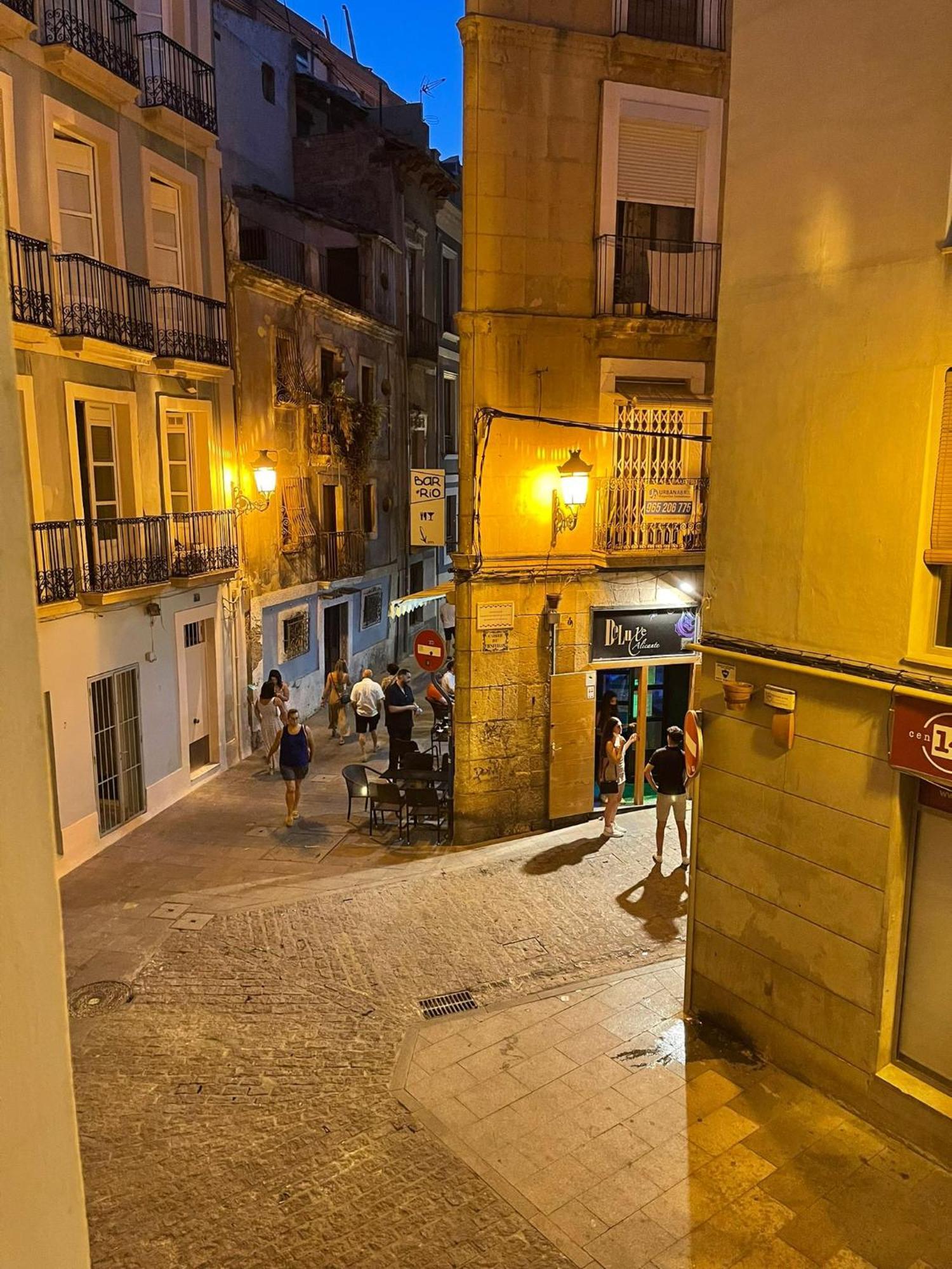 Piso Casco Historico Аликанте Экстерьер фото